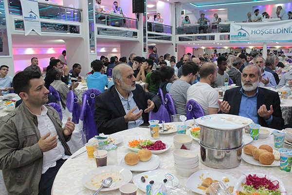 genel iftar 11